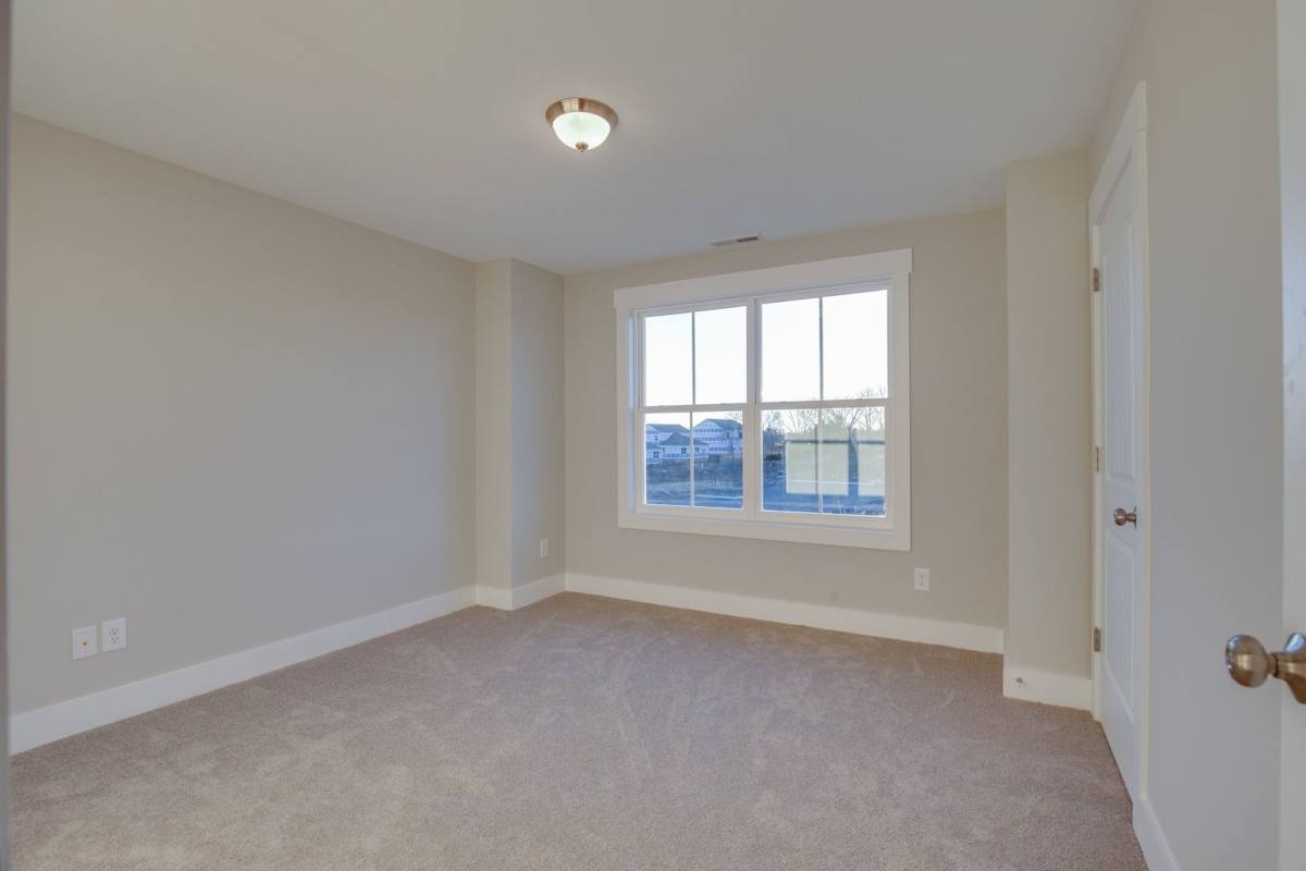 Townhouse for rent at 303 Harper Landing, Chapel Hill, TN 37034