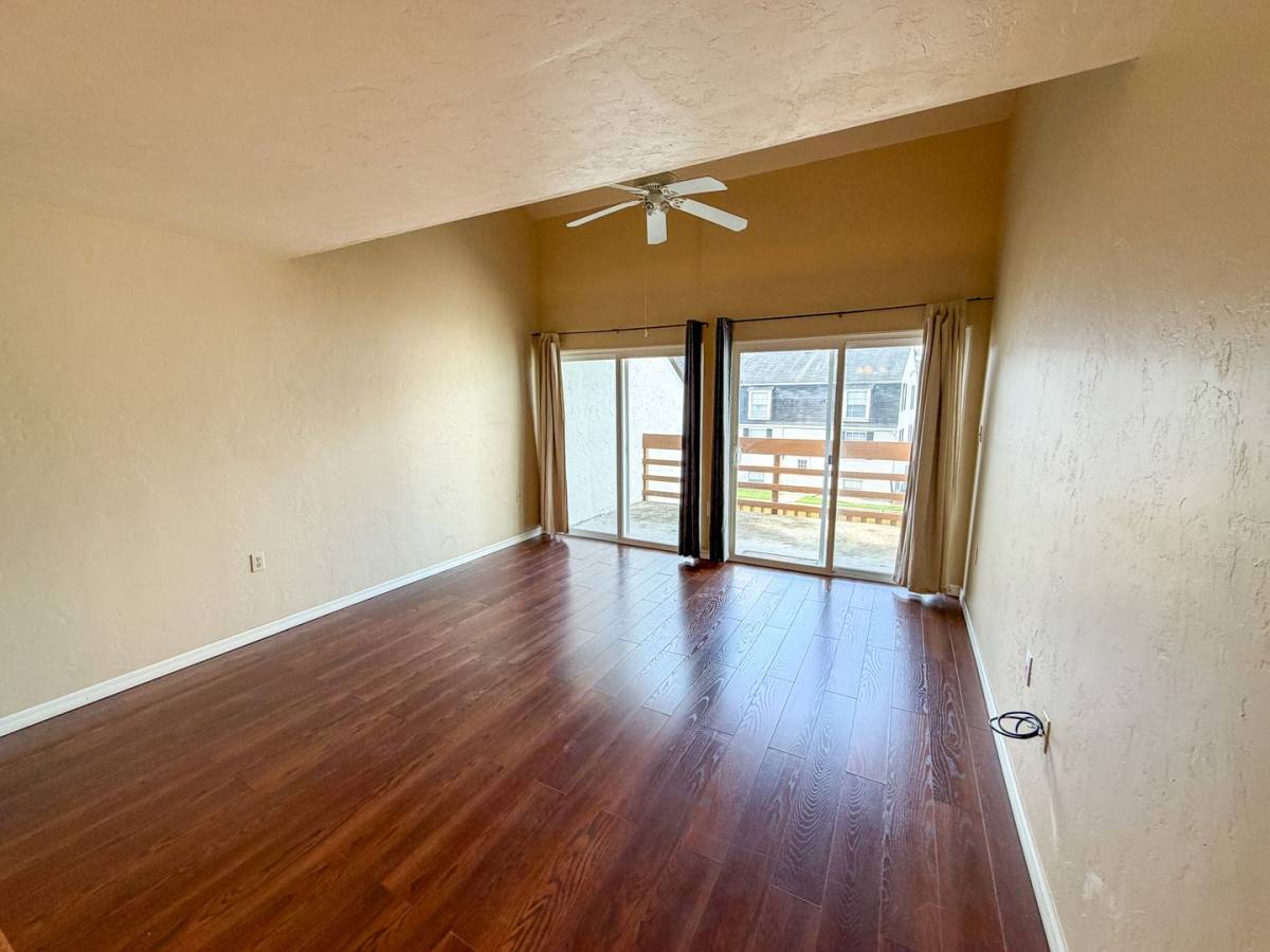 Townhouse for rent at 1662 SW 16th St, Gainesville, FL 32608