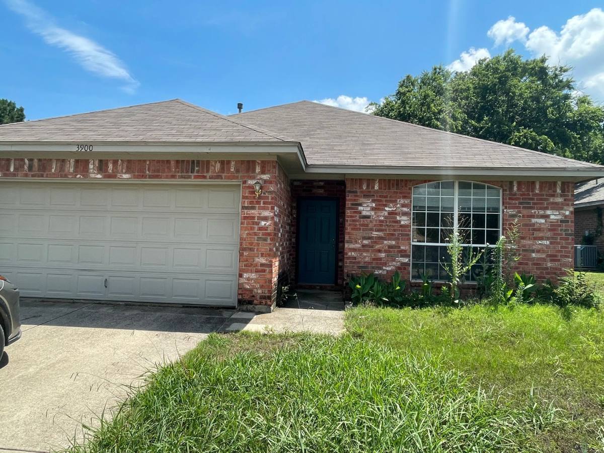 House for rent at 3900 Waterford Way, Denton, TX 76210