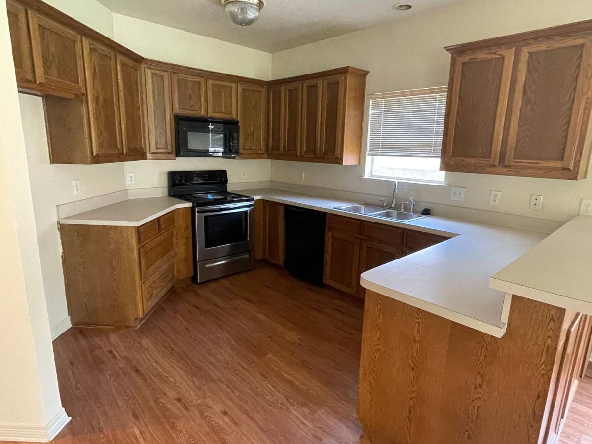 House for rent at 3900 Waterford Way, Denton, TX 76210