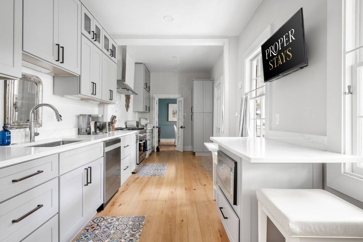 House for rent at 21 Savage St, Charleston, SC 29401