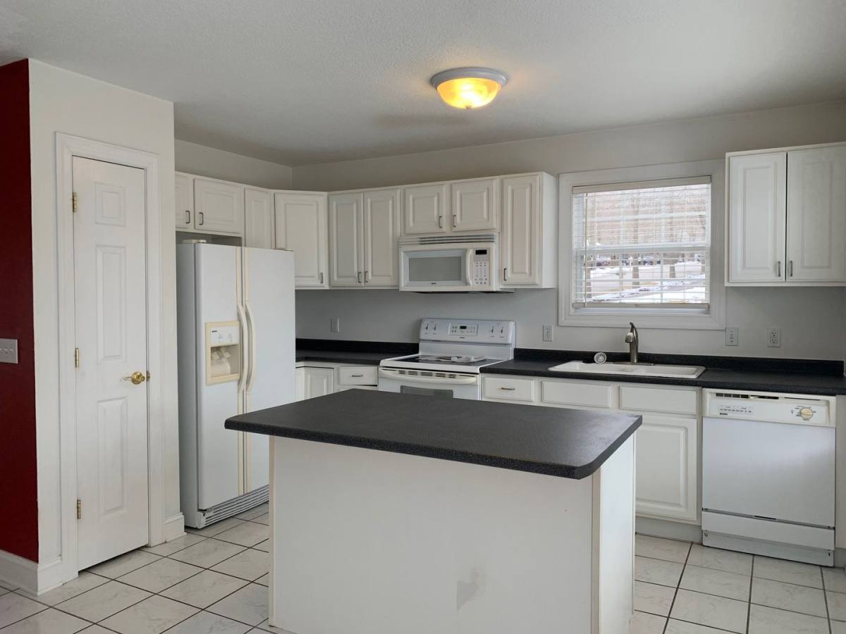 Townhouse for rent at 190 Willow Oak Dr, Christiansburg, VA 24073
