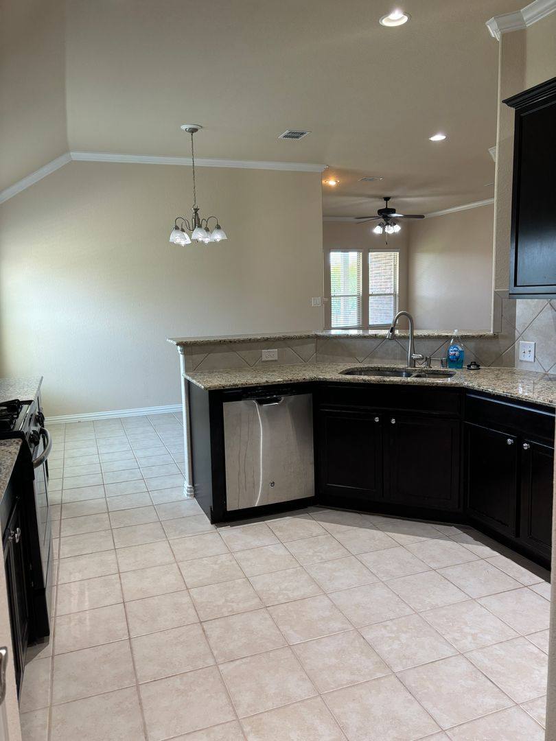 House for rent at 801 Salida Rd, Haslet, TX 76052