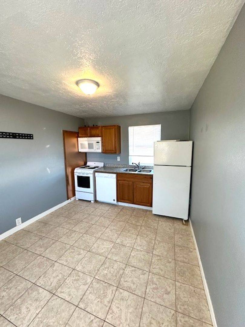 Townhouse for rent at 384 1 2 River St, Elko, NV 89801