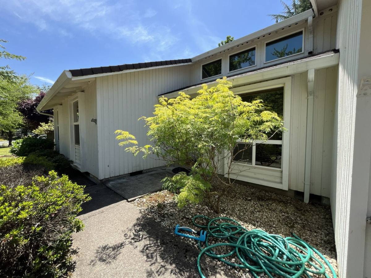 House for rent at 12740 SW Trigger Dr, Beaverton, OR 97008