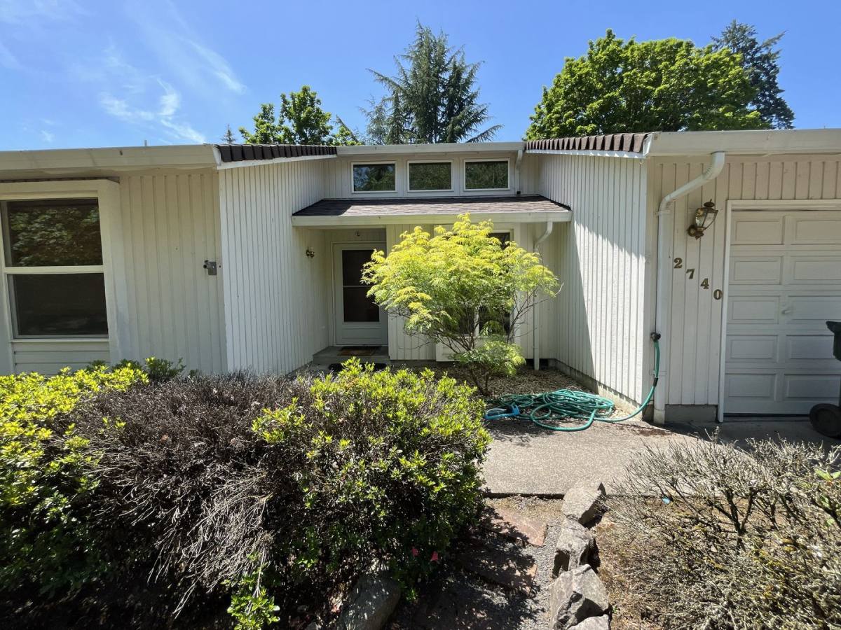 House for rent at 12740 SW Trigger Dr, Beaverton, OR 97008