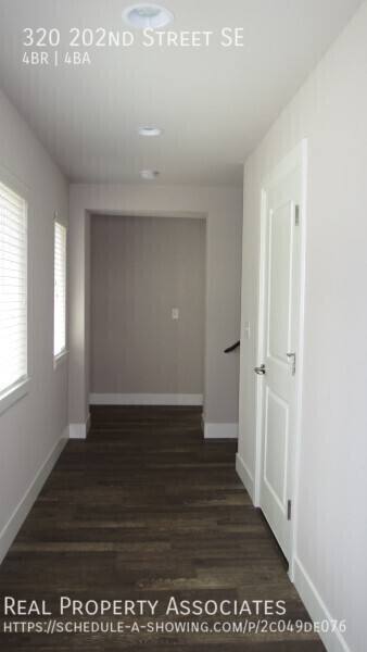 House for rent at 320 202nd St SE, Bothell, WA 98012