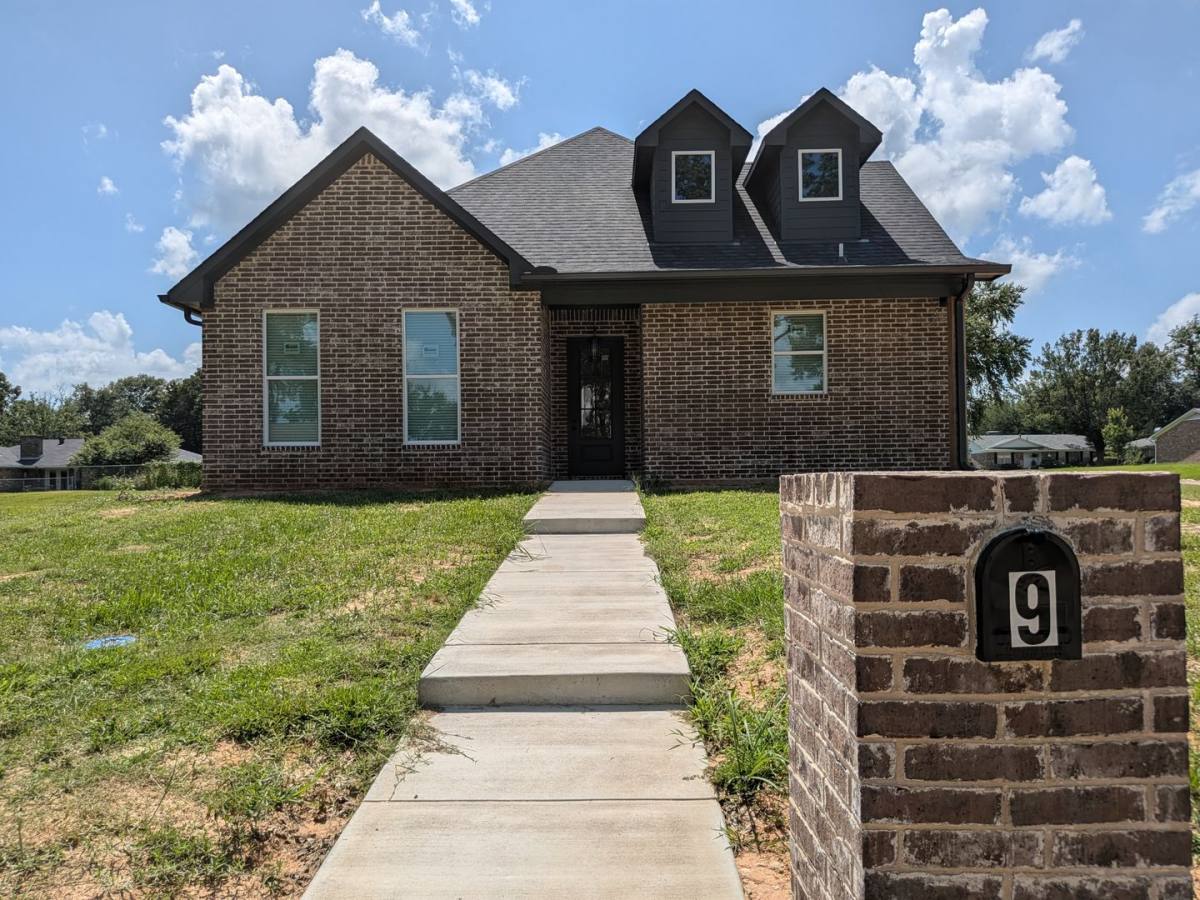 House for rent at 9 Fernwood, Texarkana, TX 75503