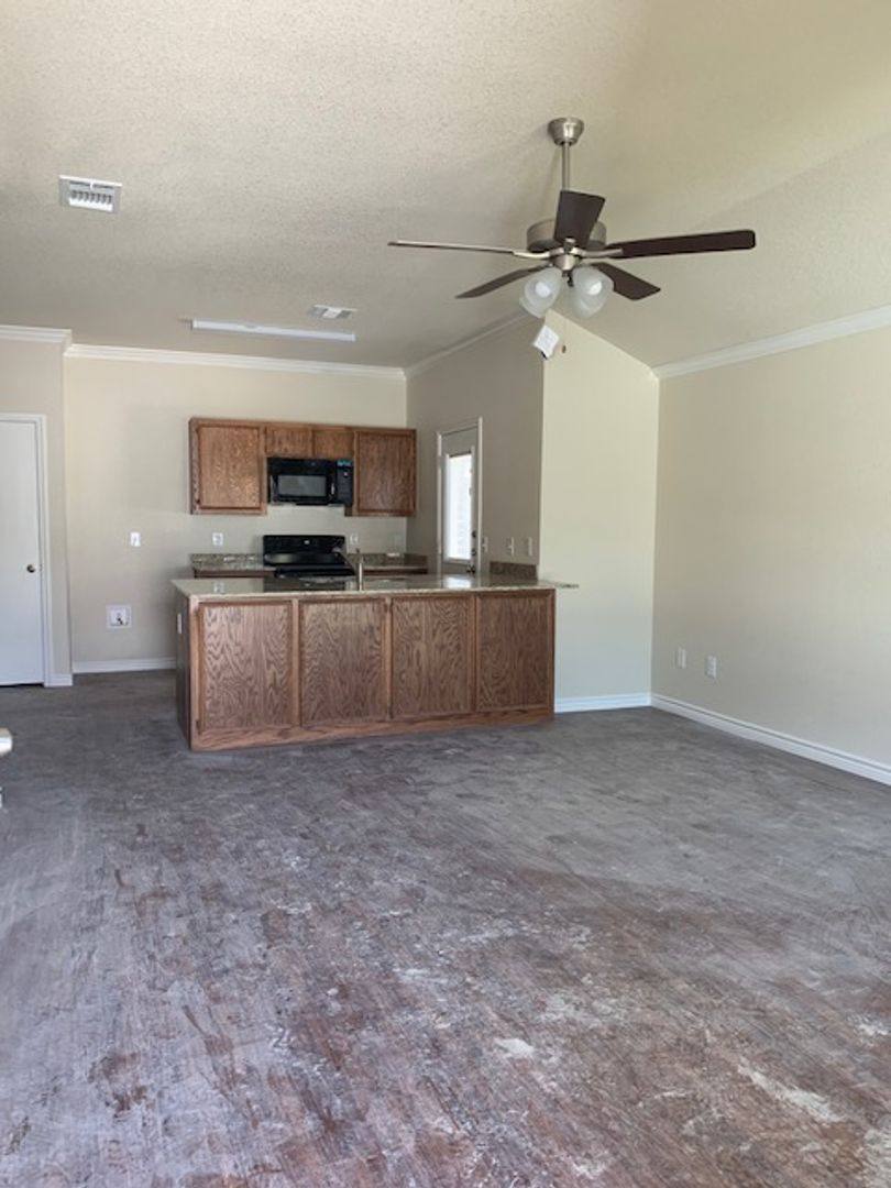 Townhouse for rent at 1319 Calle De Bronce, Temple, TX 76502