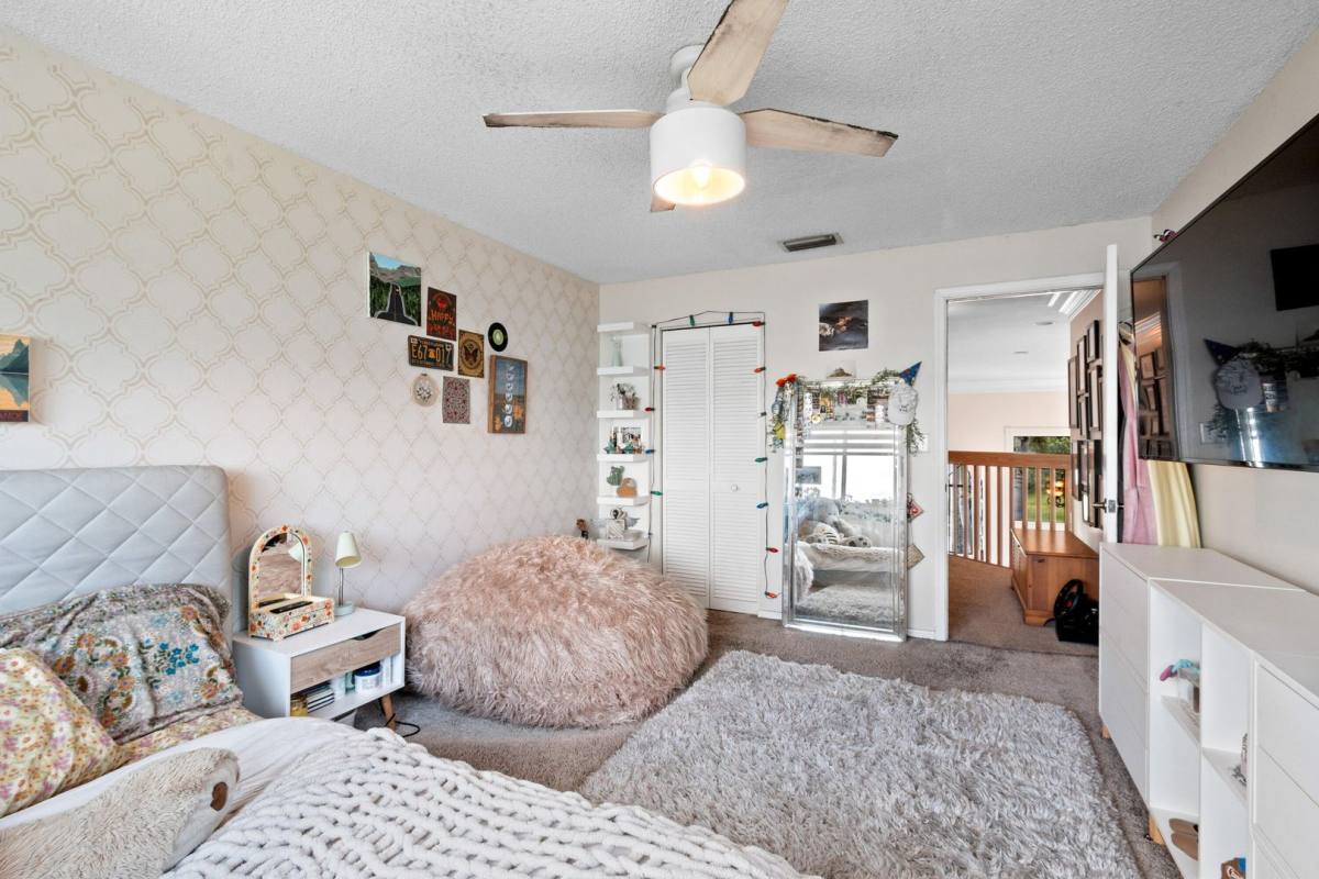House for rent at 18142 NW 15th Court, Hollywood, FL 33029