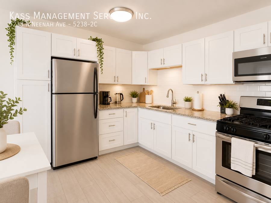 Apartment for rent at 5238 N Neenah Ave #2C, Chicago, IL 60656