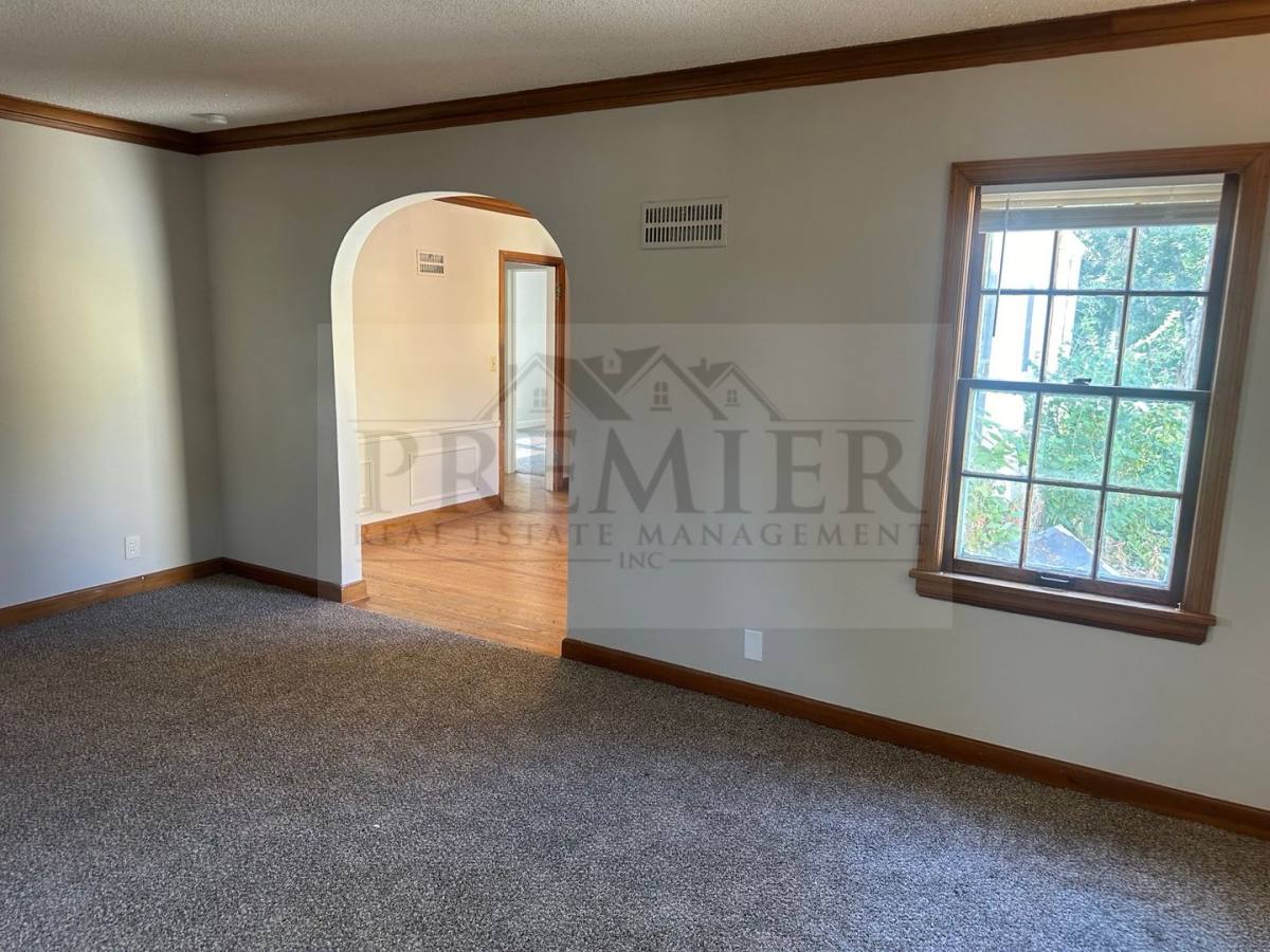 House for rent at 6328 College Ave, Kansas City, MO 64132