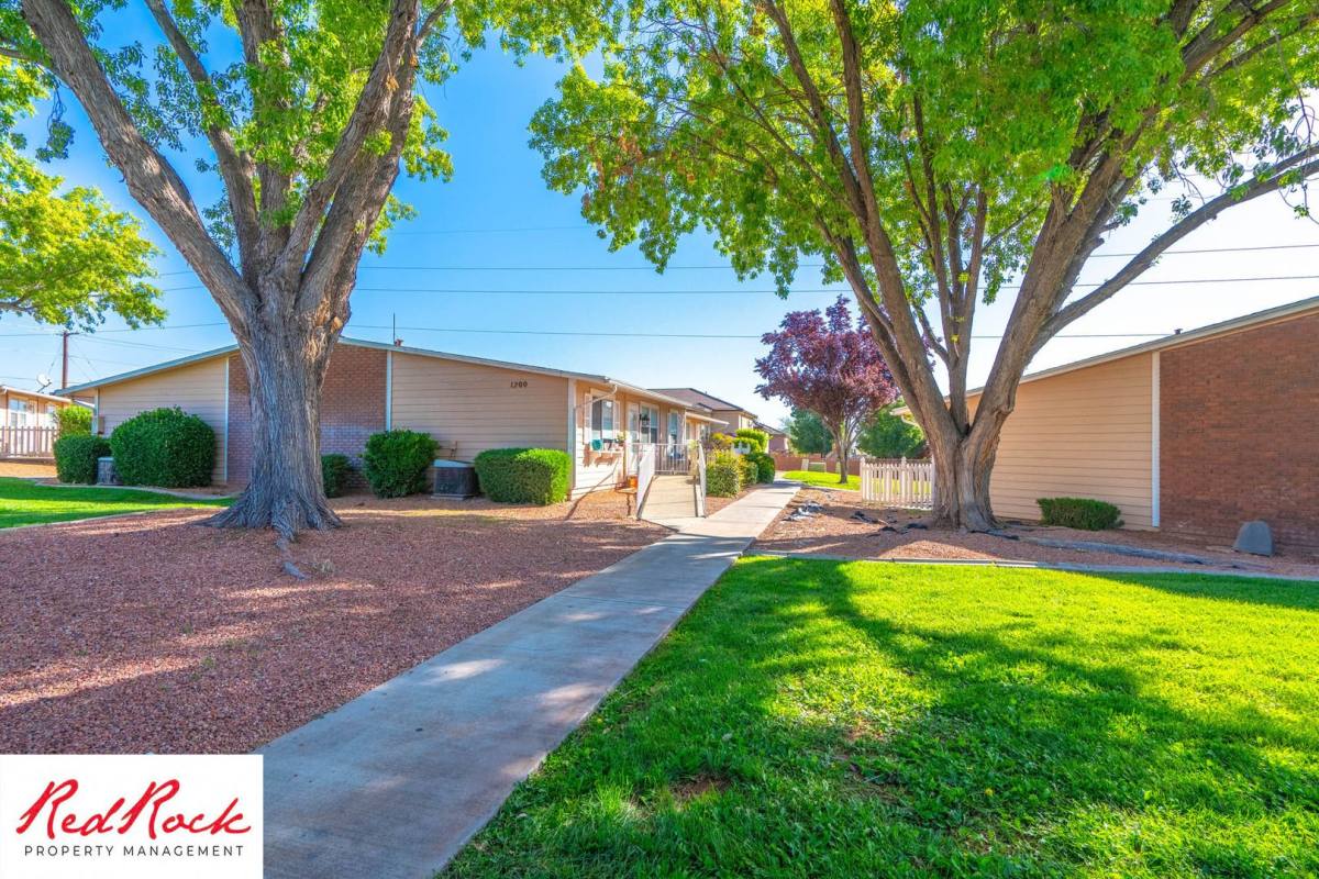 Apartment for rent at 600 N 2450 E, Saint George, UT 84790