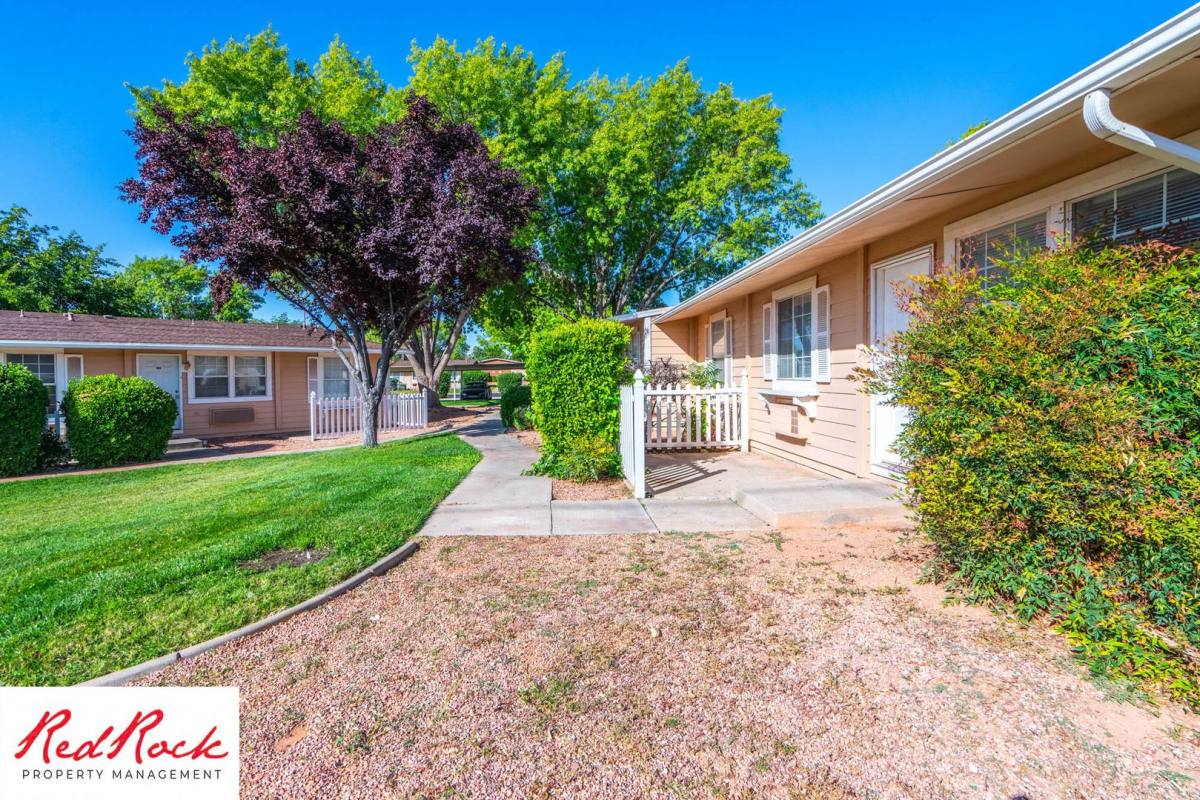 Apartment for rent at 600 N 2450 E, Saint George, UT 84790
