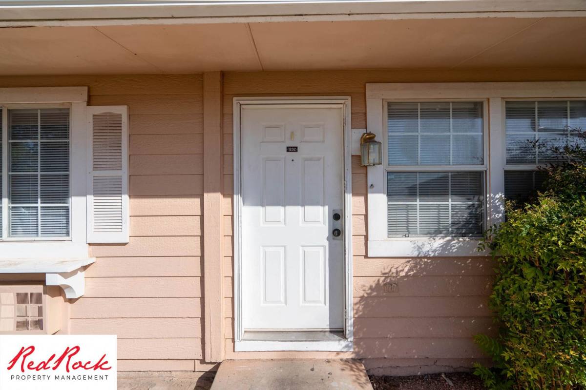 Apartment for rent at 600 N 2450 E, Saint George, UT 84790