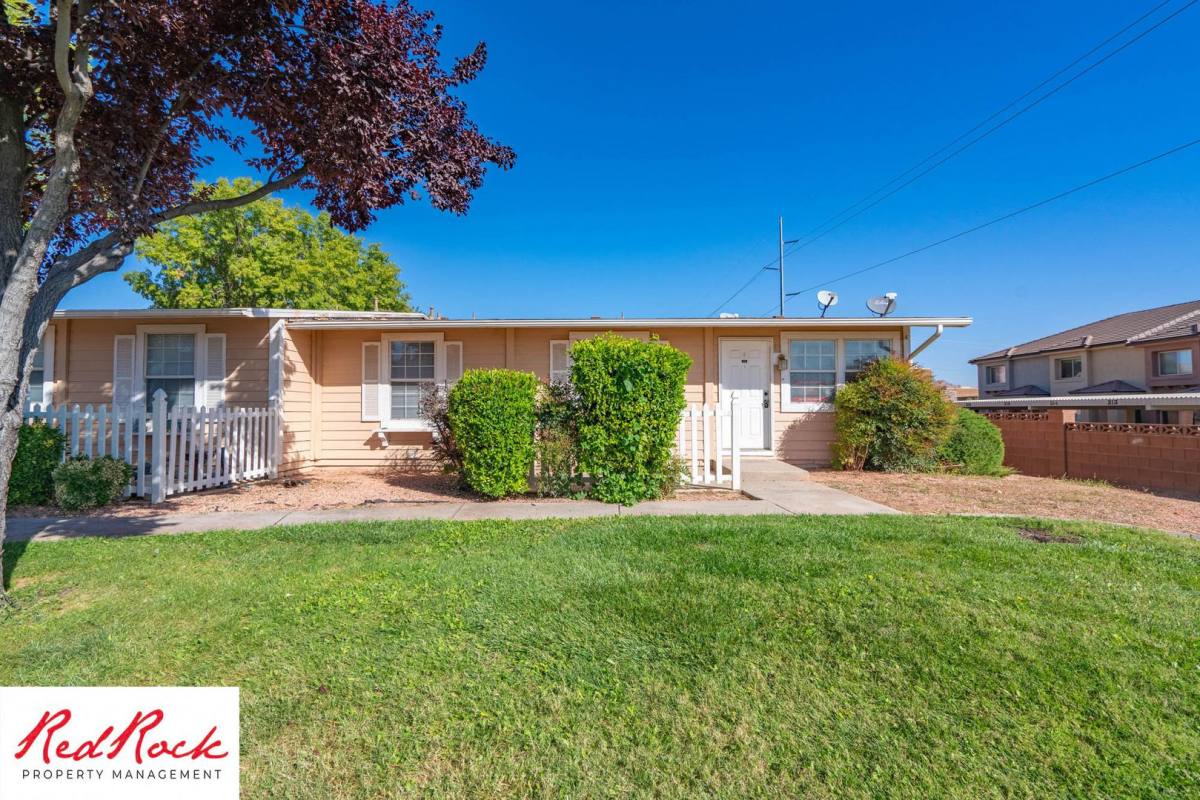 Apartment for rent at 600 N 2450 E, Saint George, UT 84790