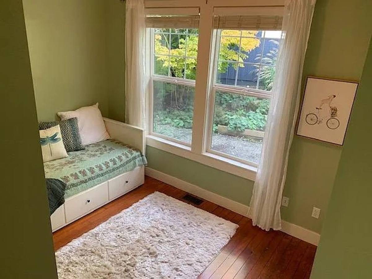 House for rent at 15122 Annavera Lane, Bainbridge Island, WA 98110