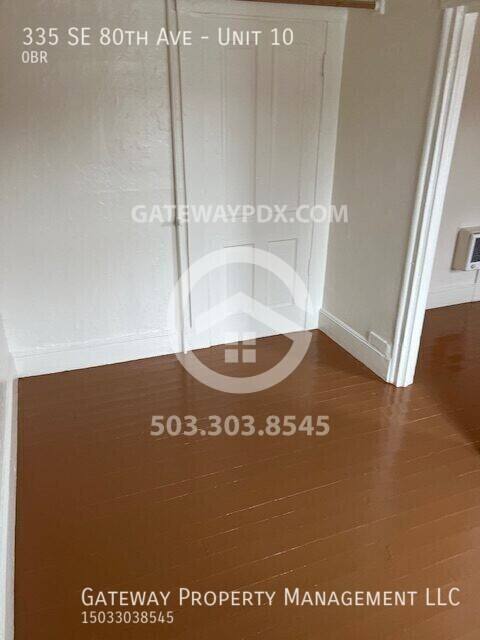 Apartment for rent at 335 SE 80th Ave #10, Portland, OR 97215