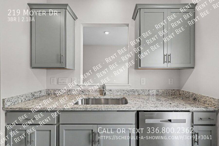 Townhouse for rent at 219 Moyer Dr, Graham, NC 27253