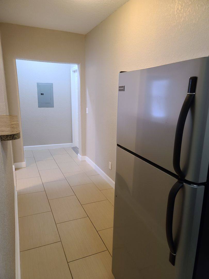 Apartment for rent at 4211 W N, Tampa, FL 33609