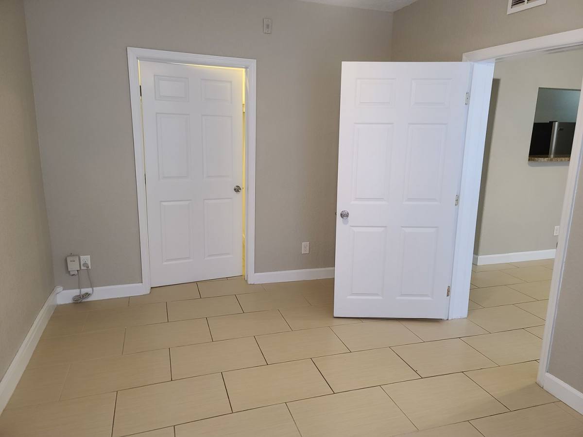 Apartment for rent at 4211 W N, Tampa, FL 33609