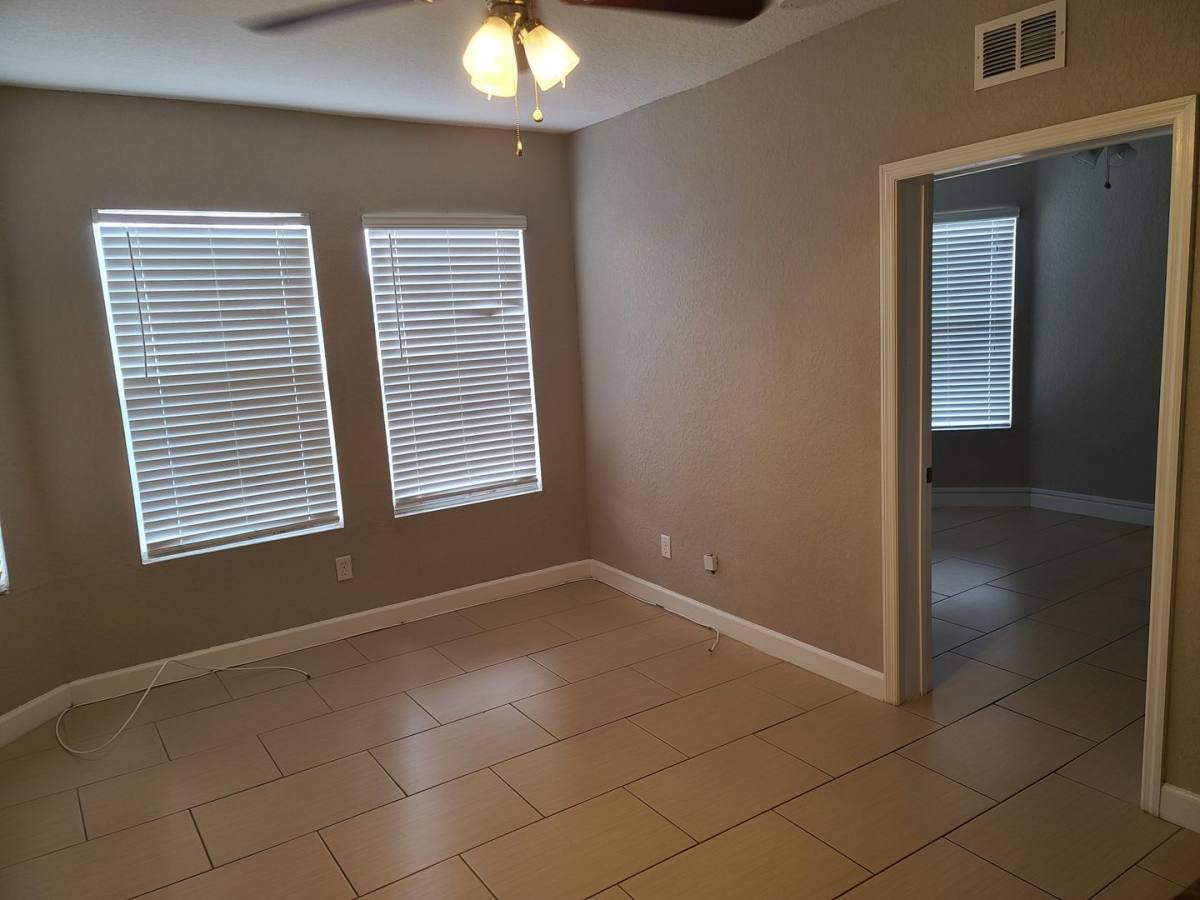 Apartment for rent at 4211 W N, Tampa, FL 33609