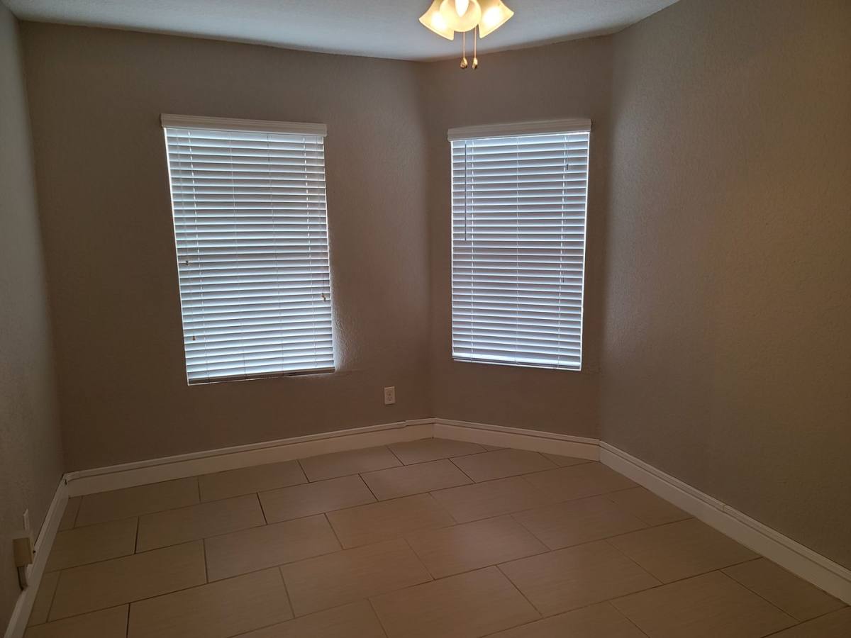 Apartment for rent at 4211 W N, Tampa, FL 33609