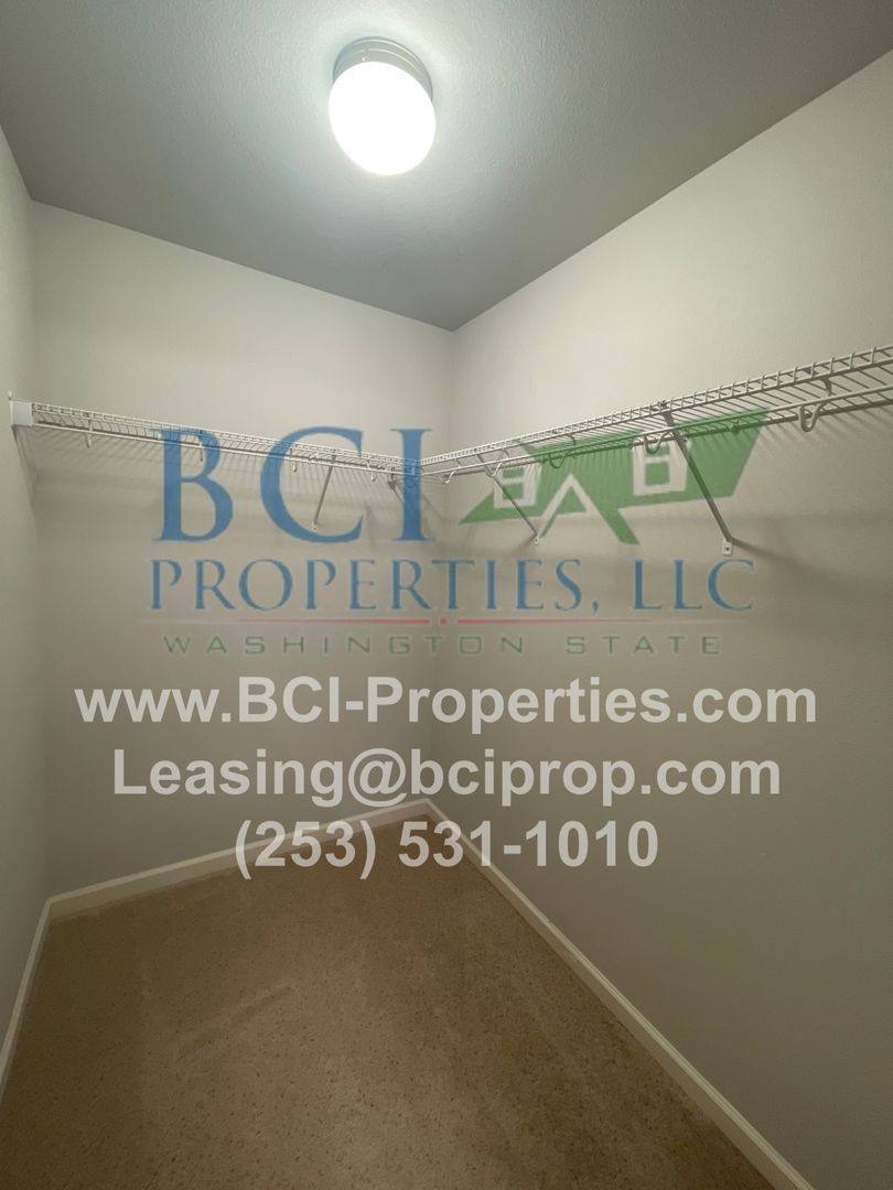 House for rent at 16427 77th Ave Court E, Puyallup, WA 98375