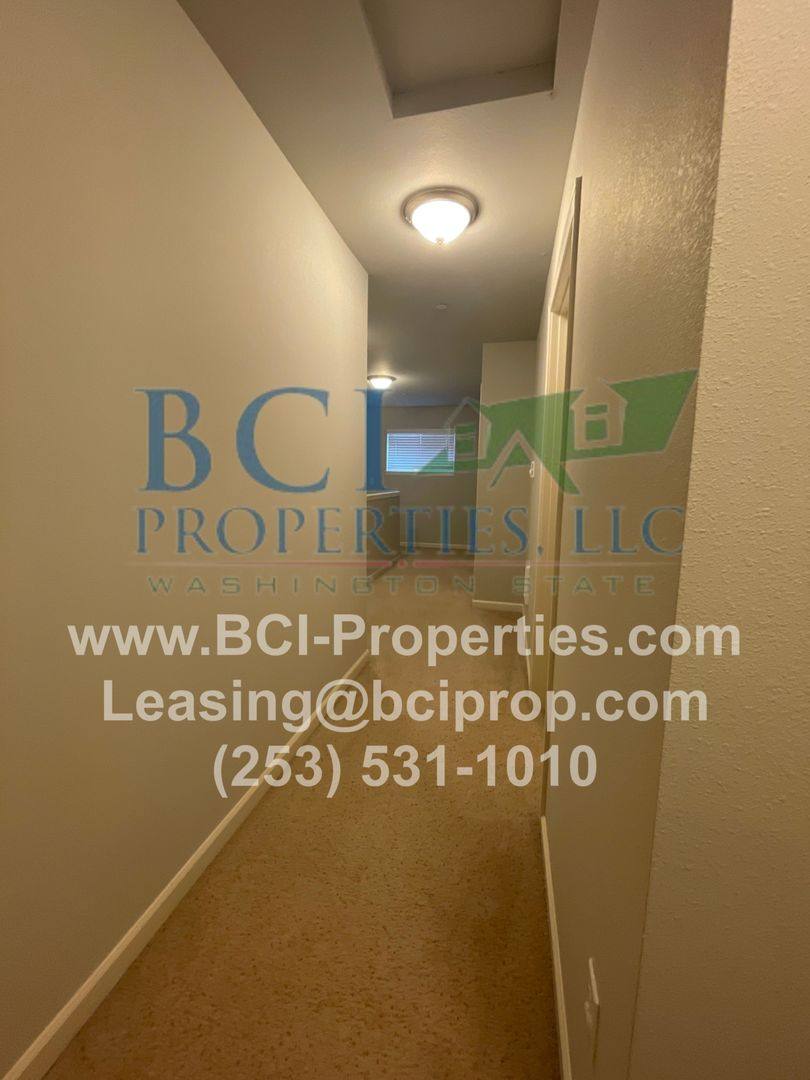 House for rent at 16427 77th Ave Court E, Puyallup, WA 98375