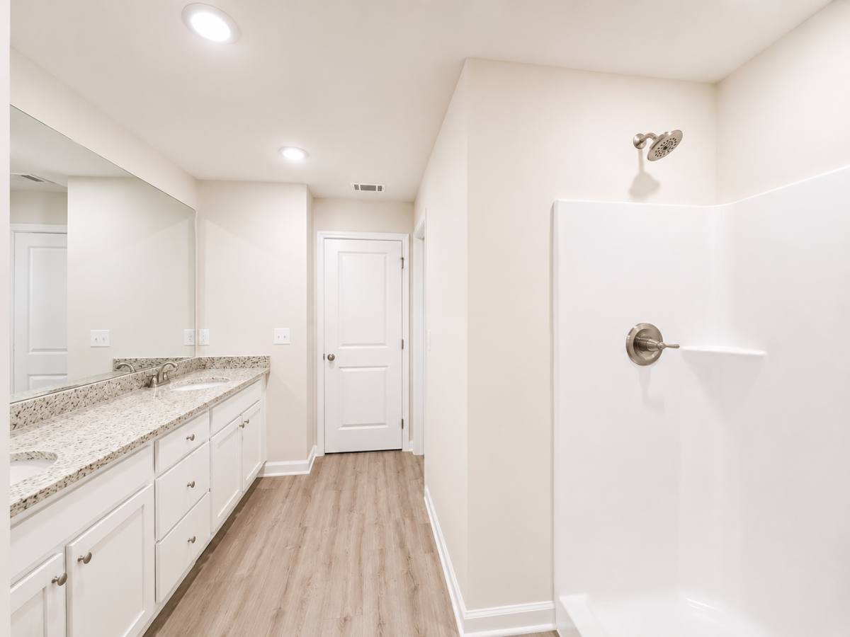 Townhouse for rent at 201-B Harvest Ridge Lane, Cornelia, GA 30531