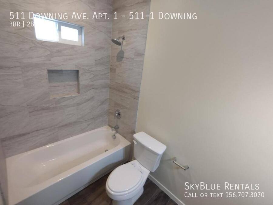 Apartment for rent at 511 Downing Ave #1, Edinburg, TX 78539