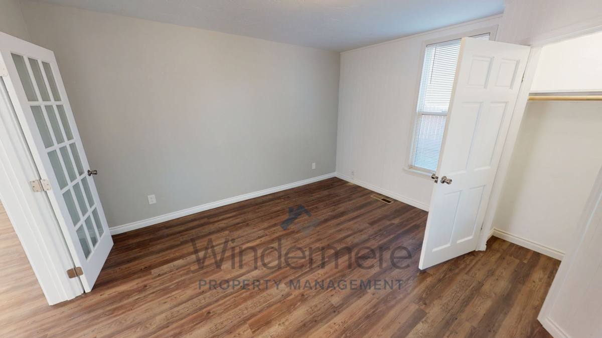 House for rent at 430 E Oak St, Walla Walla, WA 99362