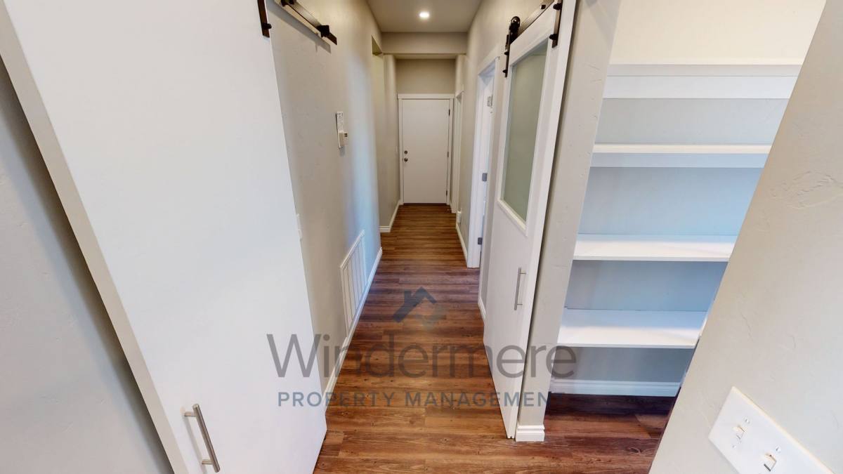House for rent at 430 E Oak St, Walla Walla, WA 99362