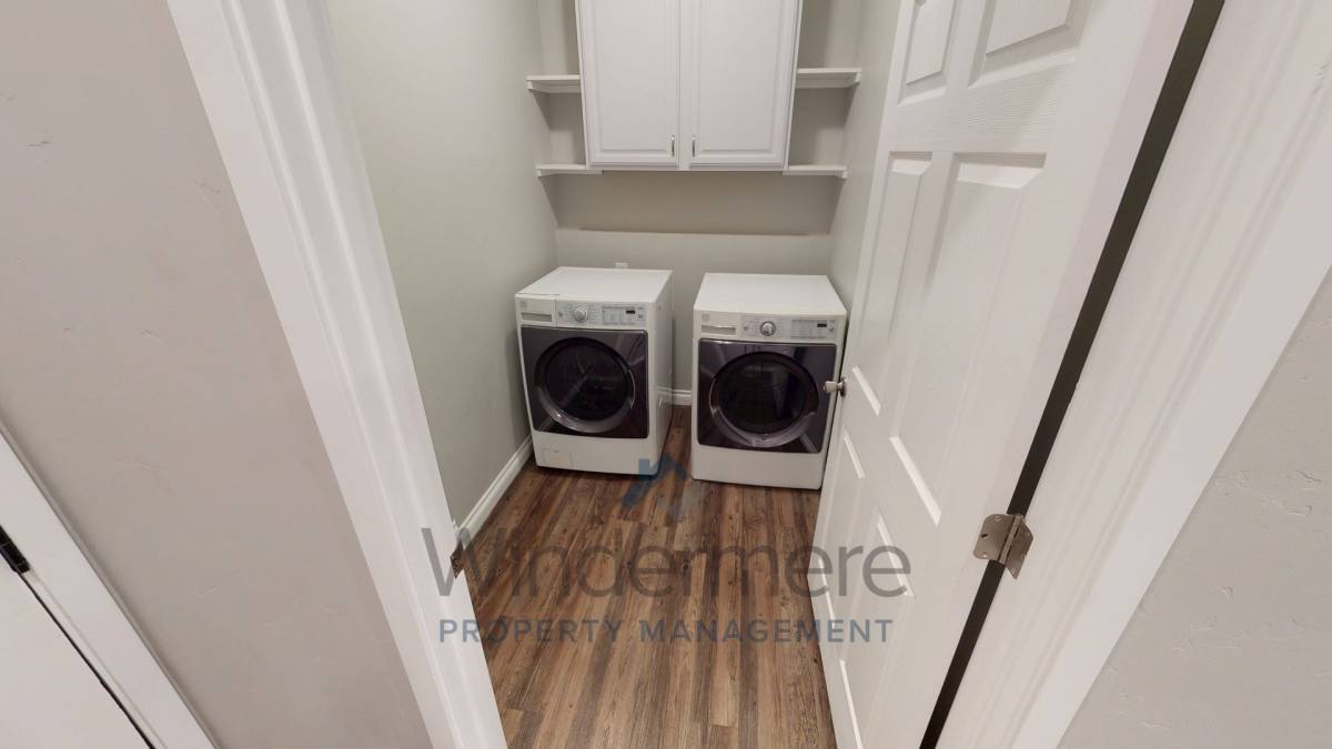 House for rent at 430 E Oak St, Walla Walla, WA 99362