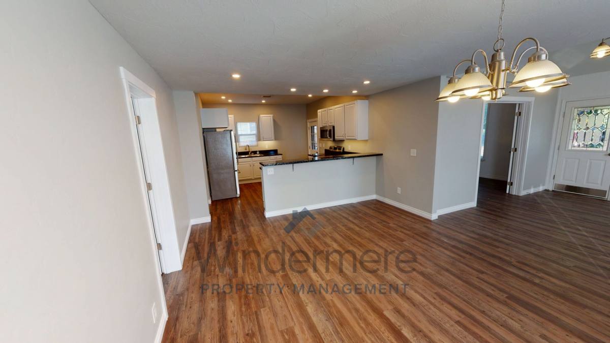 House for rent at 430 E Oak St, Walla Walla, WA 99362