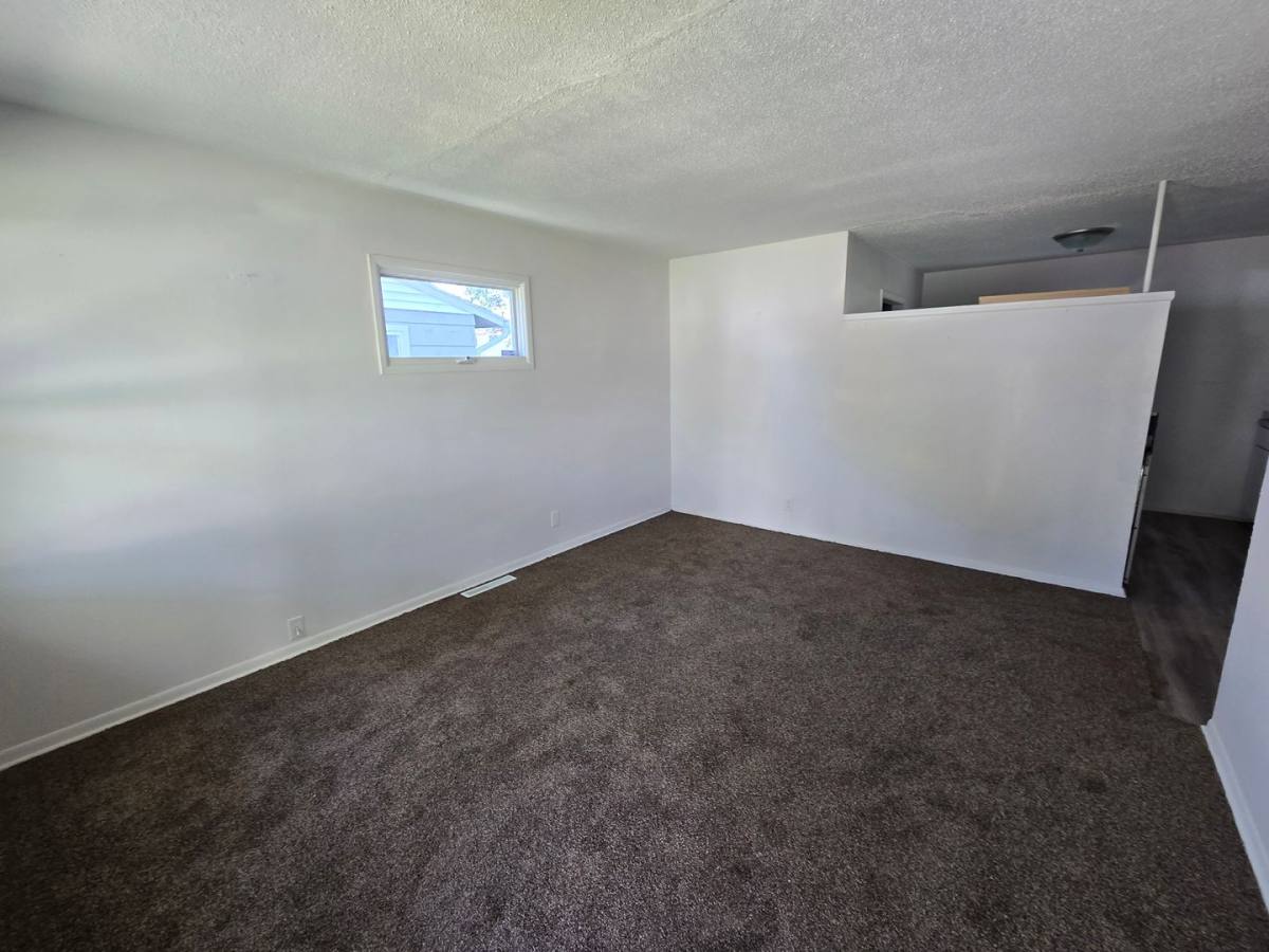 House for rent at 224 SE Lime St, Topeka, KS 66607