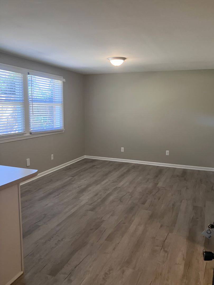 Apartment for rent at 2020 Vineville Ave, Macon, GA 31204
