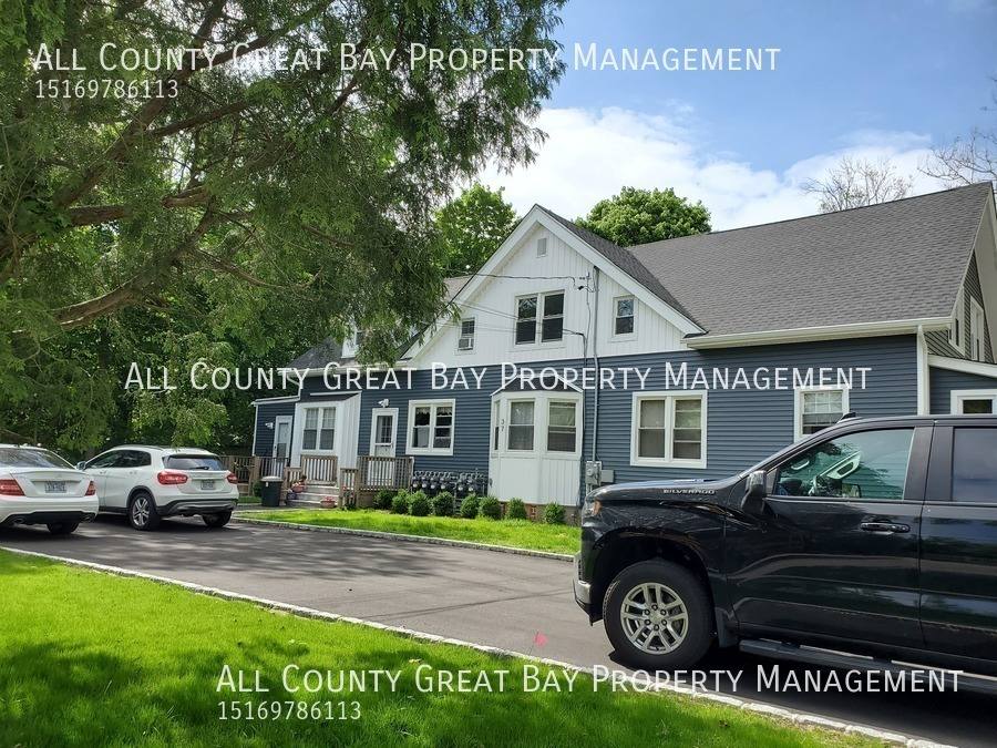 Apartment for rent at 37 Maplewood Rd #4, Huntington Station, NY 11746