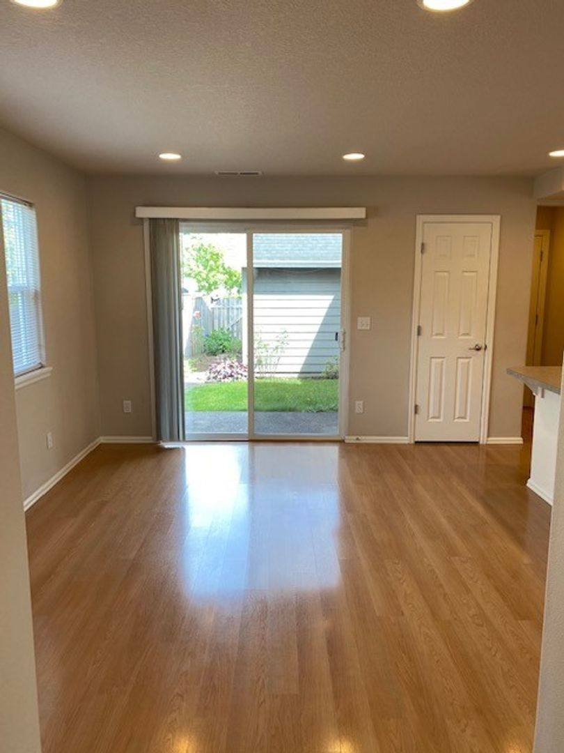 House for rent at 3311 SE Midvale Dr, Corvallis, OR 97333