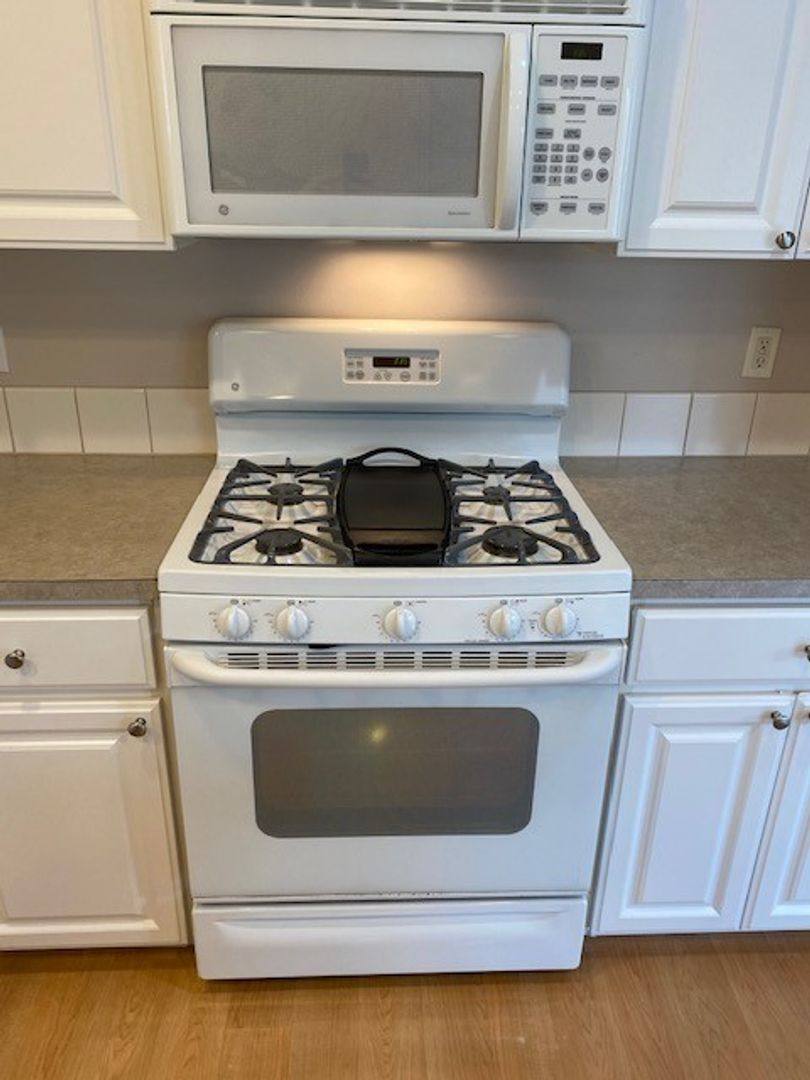 House for rent at 3311 SE Midvale Dr, Corvallis, OR 97333