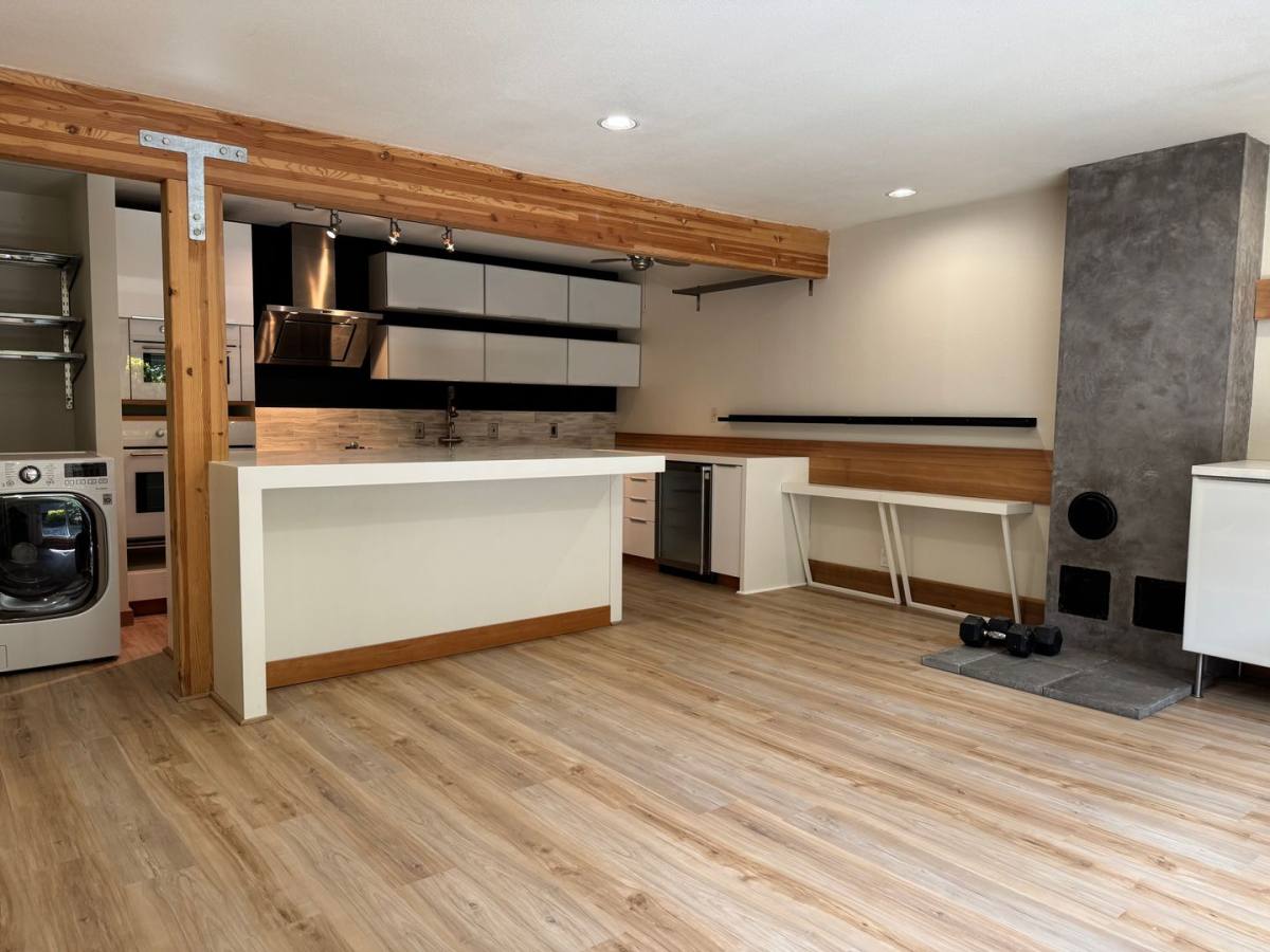 Condo for rent at 970 100th Ave NE, Bellevue, WA 98004