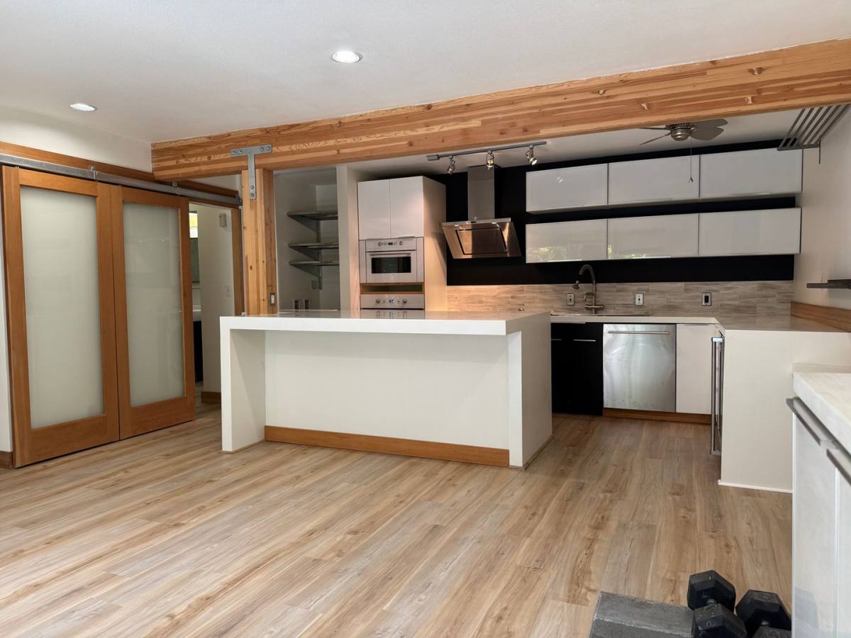 Condo for rent at 970 100th Ave NE, Bellevue, WA 98004