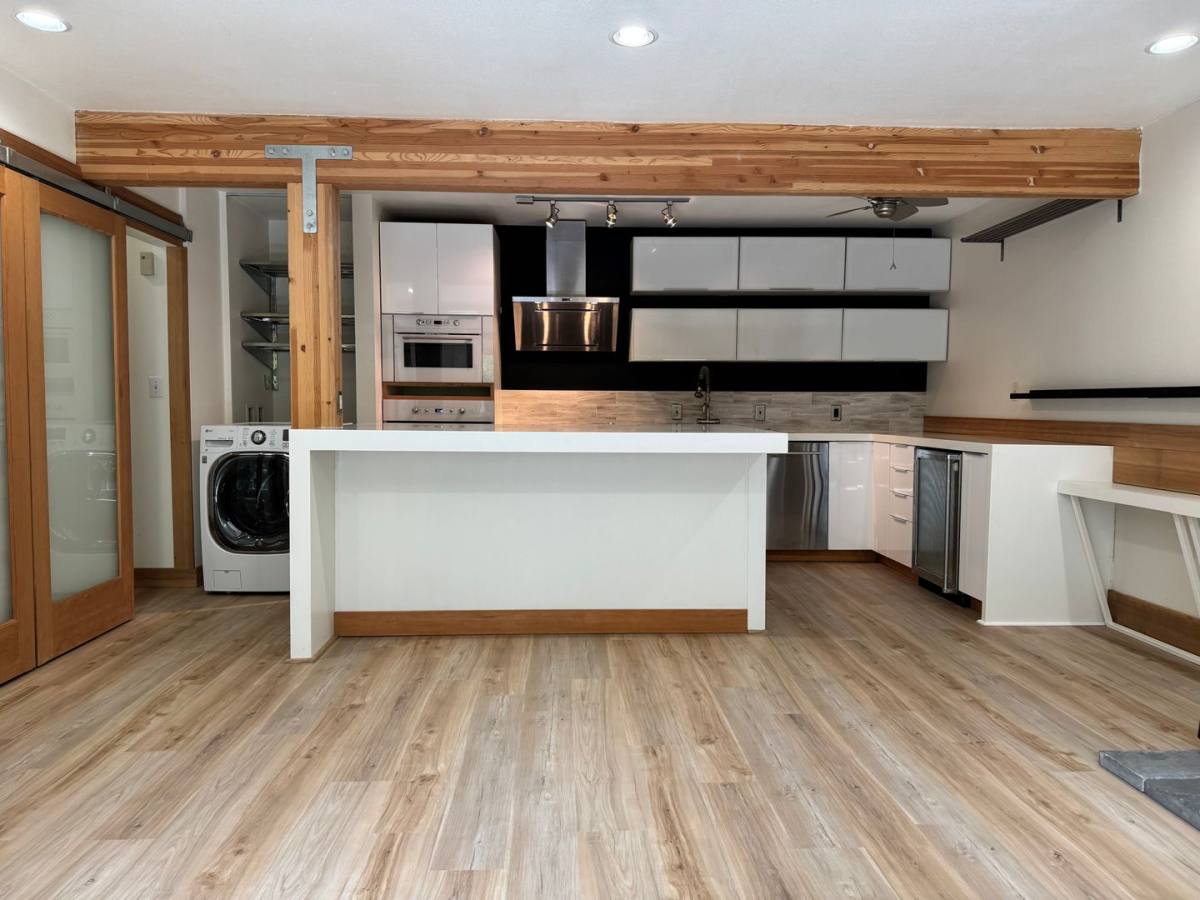 Condo for rent at 970 100th Ave NE, Bellevue, WA 98004
