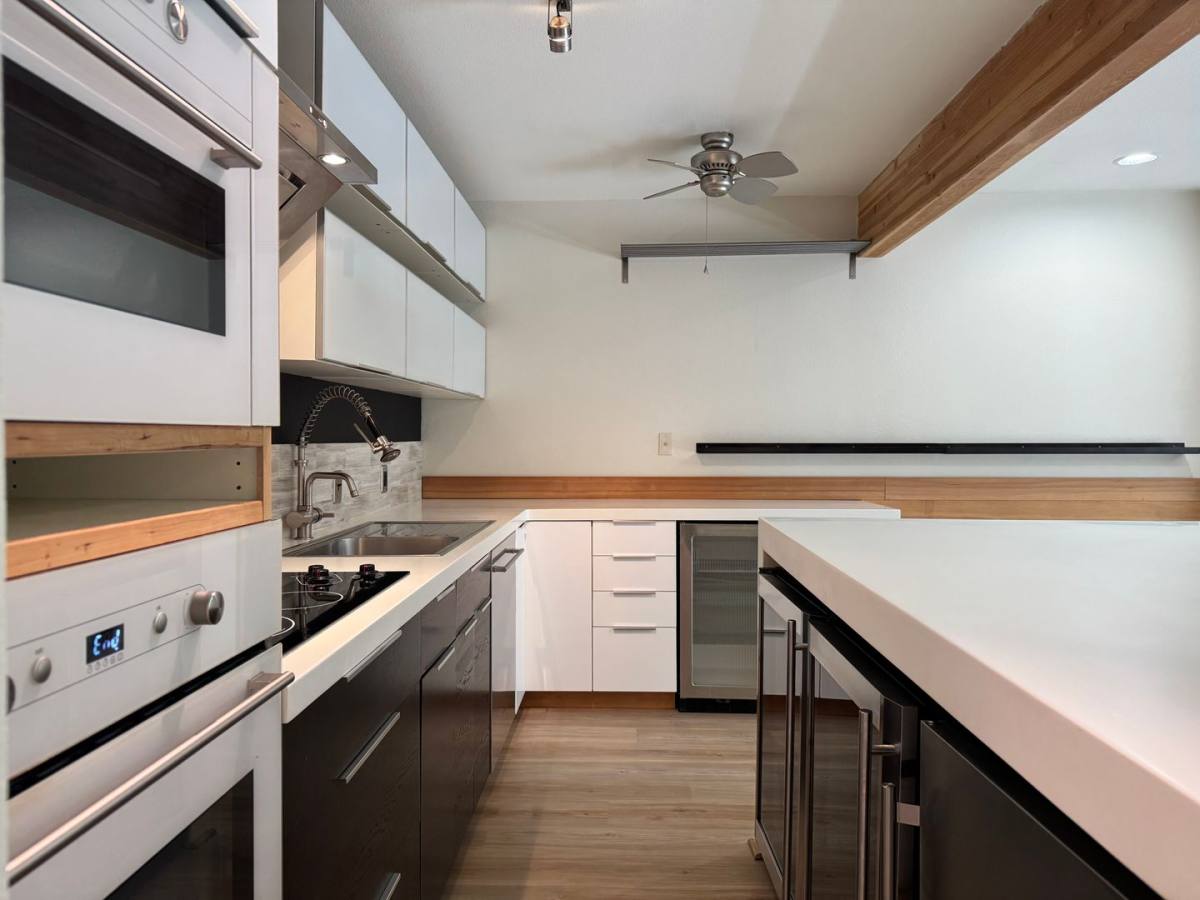 Condo for rent at 970 100th Ave NE, Bellevue, WA 98004