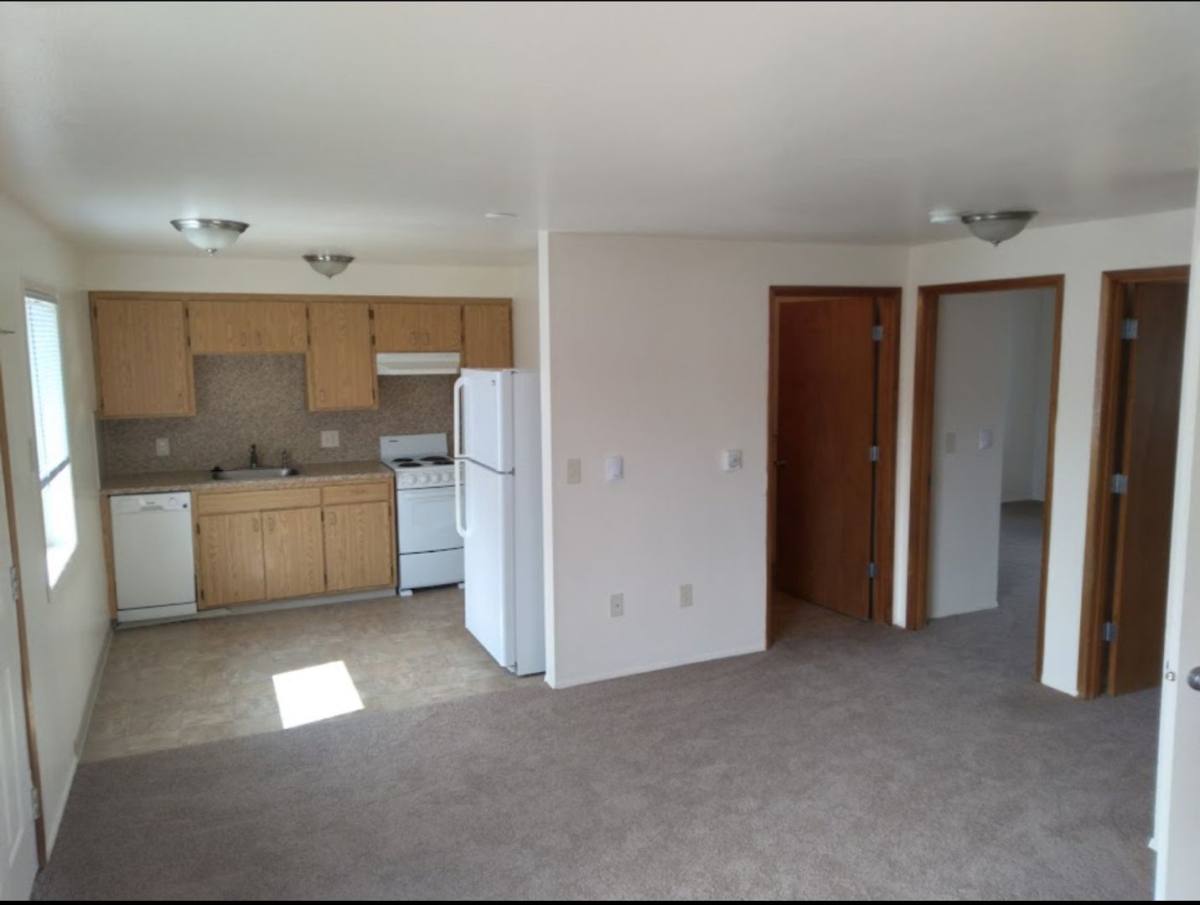 Apartment for rent at 1820-1860 Geary St SE, Albany, OR 97322