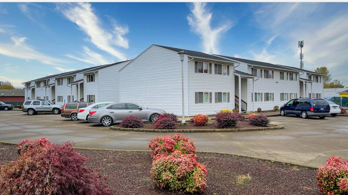Apartment for rent at 1820-1860 Geary St SE, Albany, OR 97322
