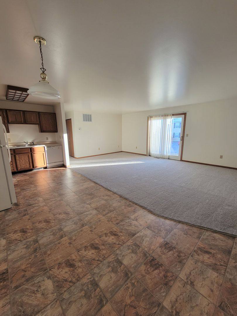 Apartment for rent at 800 - 816 W Melrose Ave, Findlay, OH 45840