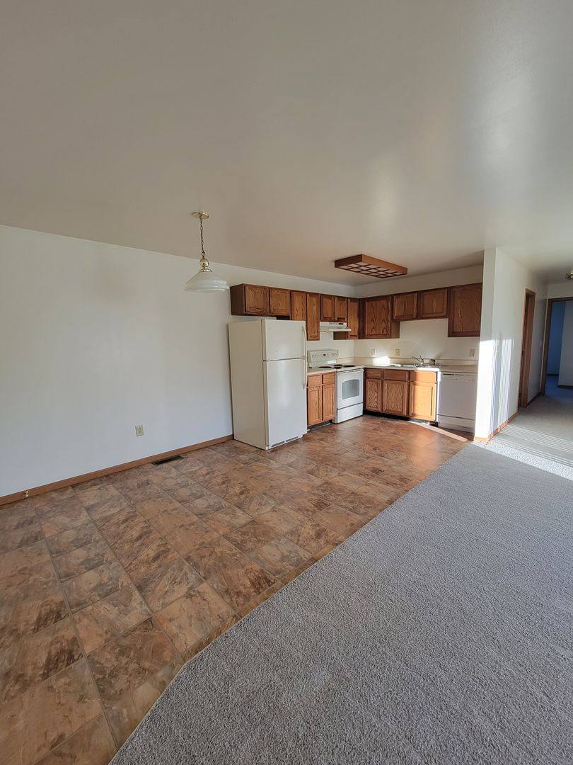Apartment for rent at 800 - 816 W Melrose Ave, Findlay, OH 45840