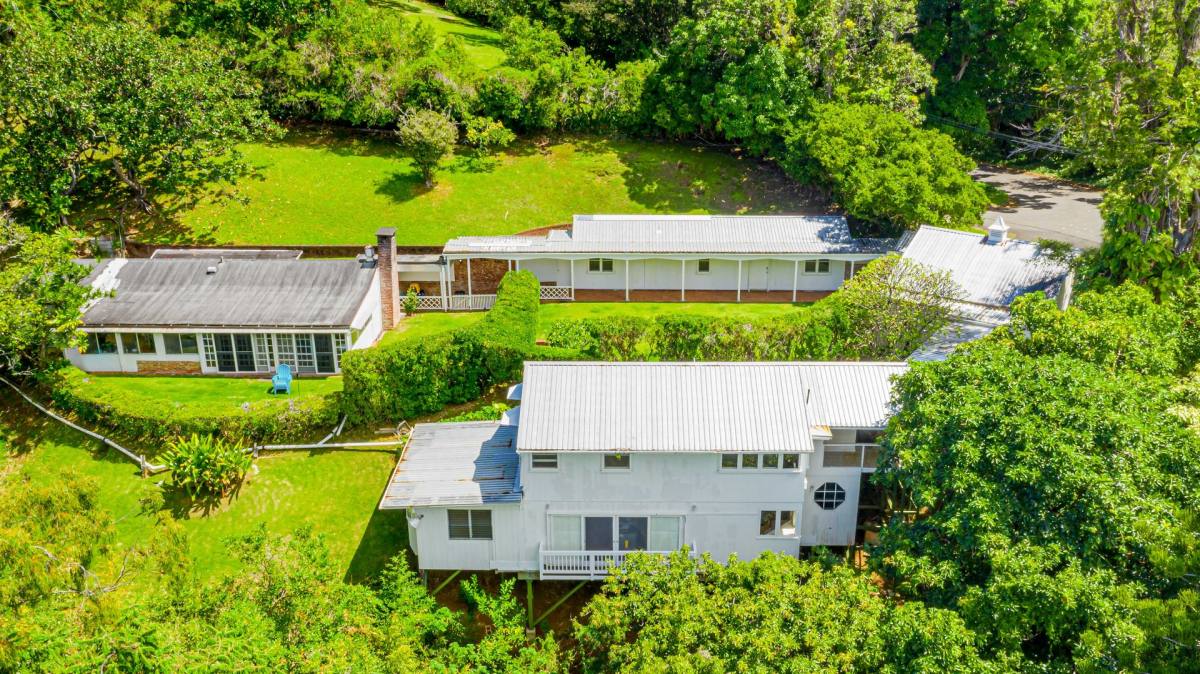 House for rent at 3310 Tantalus Dr, Honolulu, HI 96822