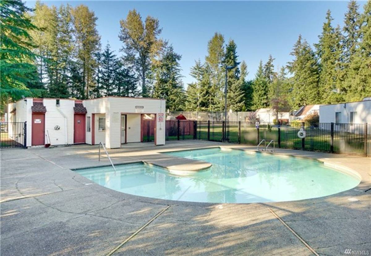 Apartment for rent at 14600 SE 176th St, Renton, WA 98058